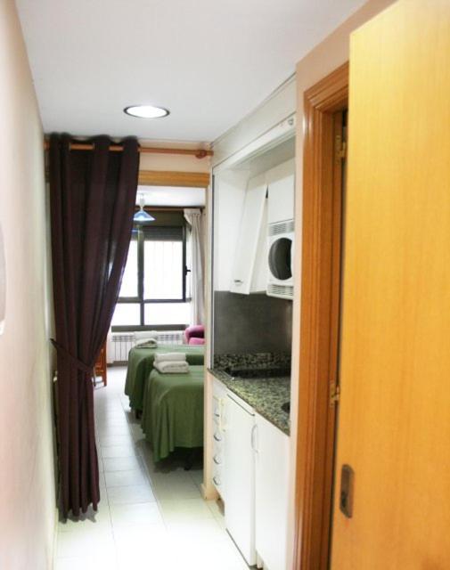 El Meson Apartment Mequinenza Bagian luar foto
